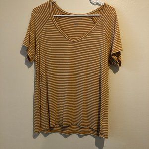 AE V-Neck Top